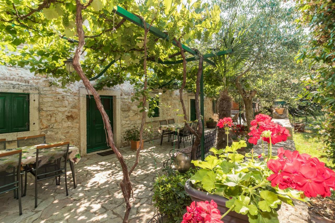 Country House Apartments Pula Exterior foto