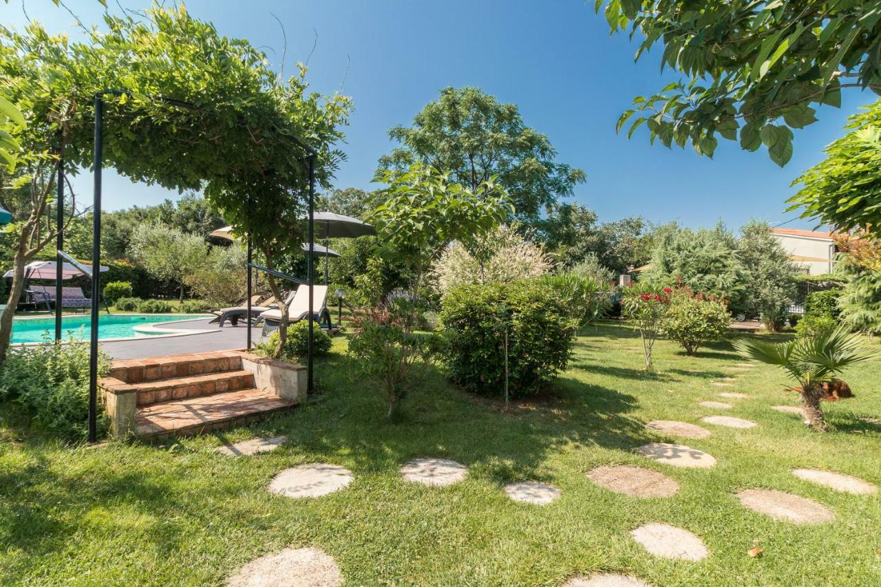 Country House Apartments Pula Exterior foto