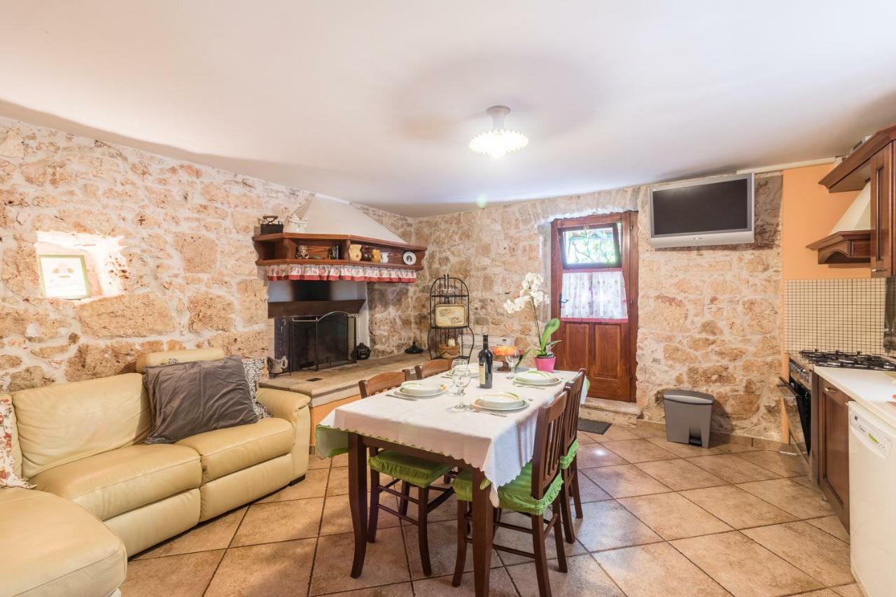 Country House Apartments Pula Exterior foto