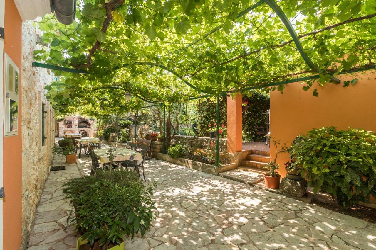 Country House Apartments Pula Exterior foto